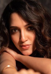 neha shetty_teluguvox 4